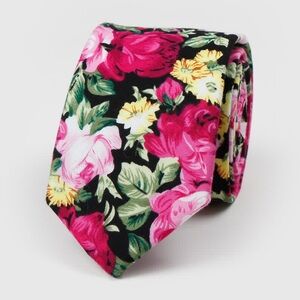 New - 1670 Floral Men's Tie in Navy, Pink, Yellow